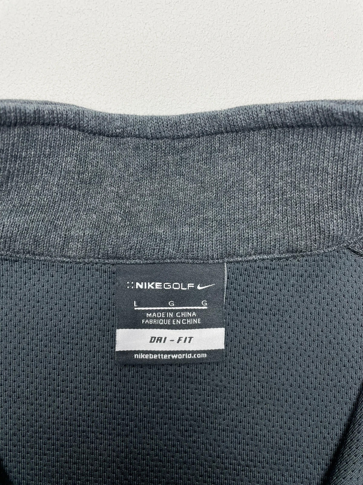 Nike Vintage Zip Sweatshirt L - MonkeysVintage