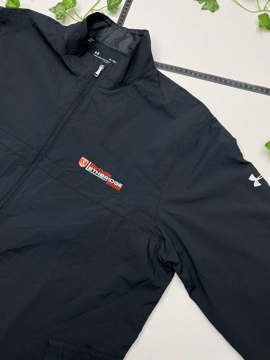 Under Armour x Dodge Jacke Windbreaker XL - MonkeysVintage