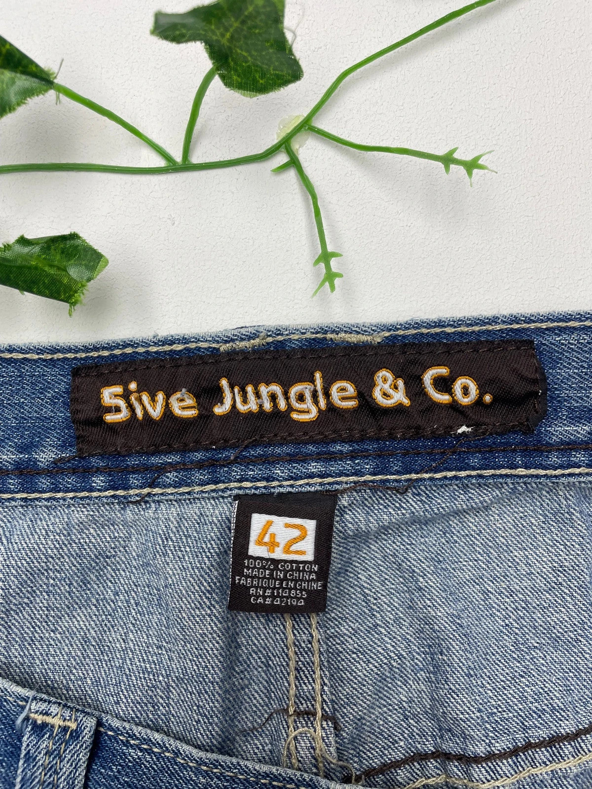 Sive Jungle & Co. Vintage Bestickte Hip Hop Baggy Jeans W42 L34 - MonkeysVintage