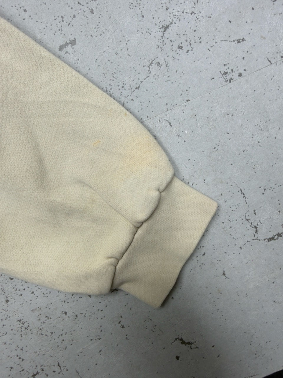 Sergio Tacchini Sweatshirt creme Zustand Detail Ärmelende