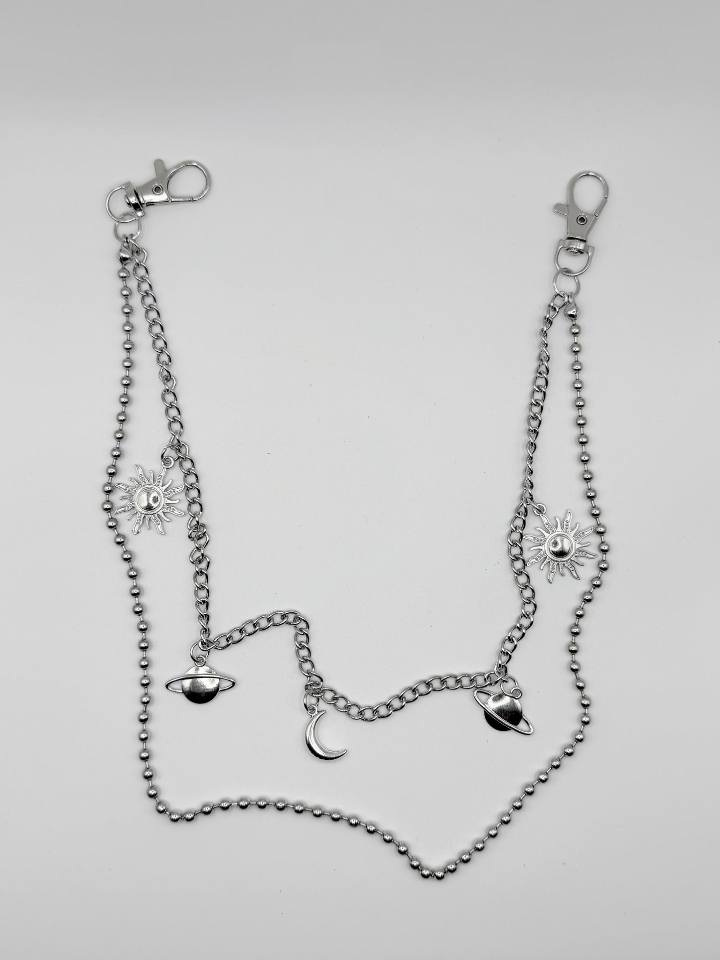 „Galaxy Chain“ Silber Hosenkette mit Sonne, Mond und Saturn Y2K Streetstyle