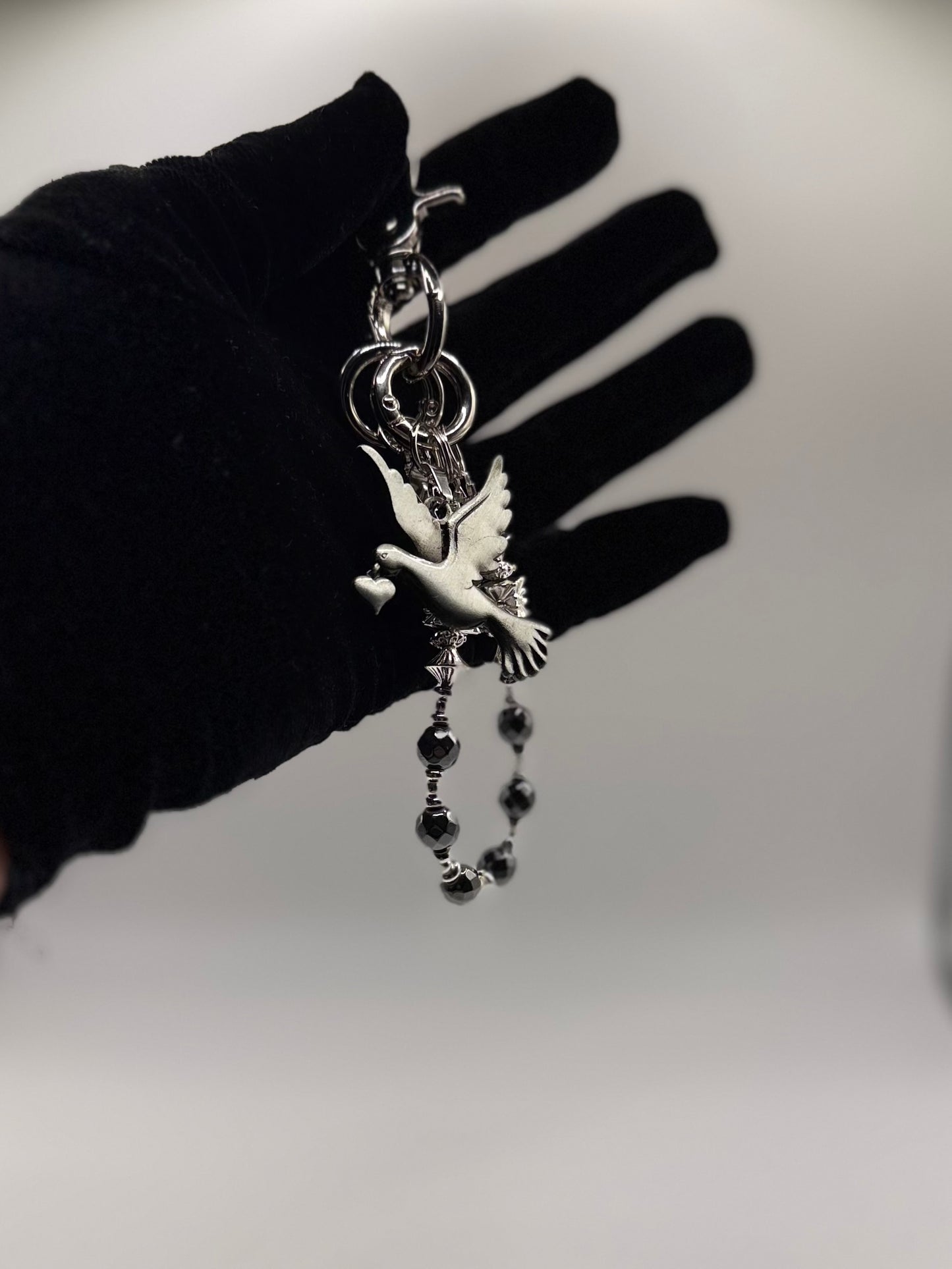 Y2K Silber Anhänger mit Perlen & Symbolen – Accessoire für Hosenkette, Tasche oder Schlüssel