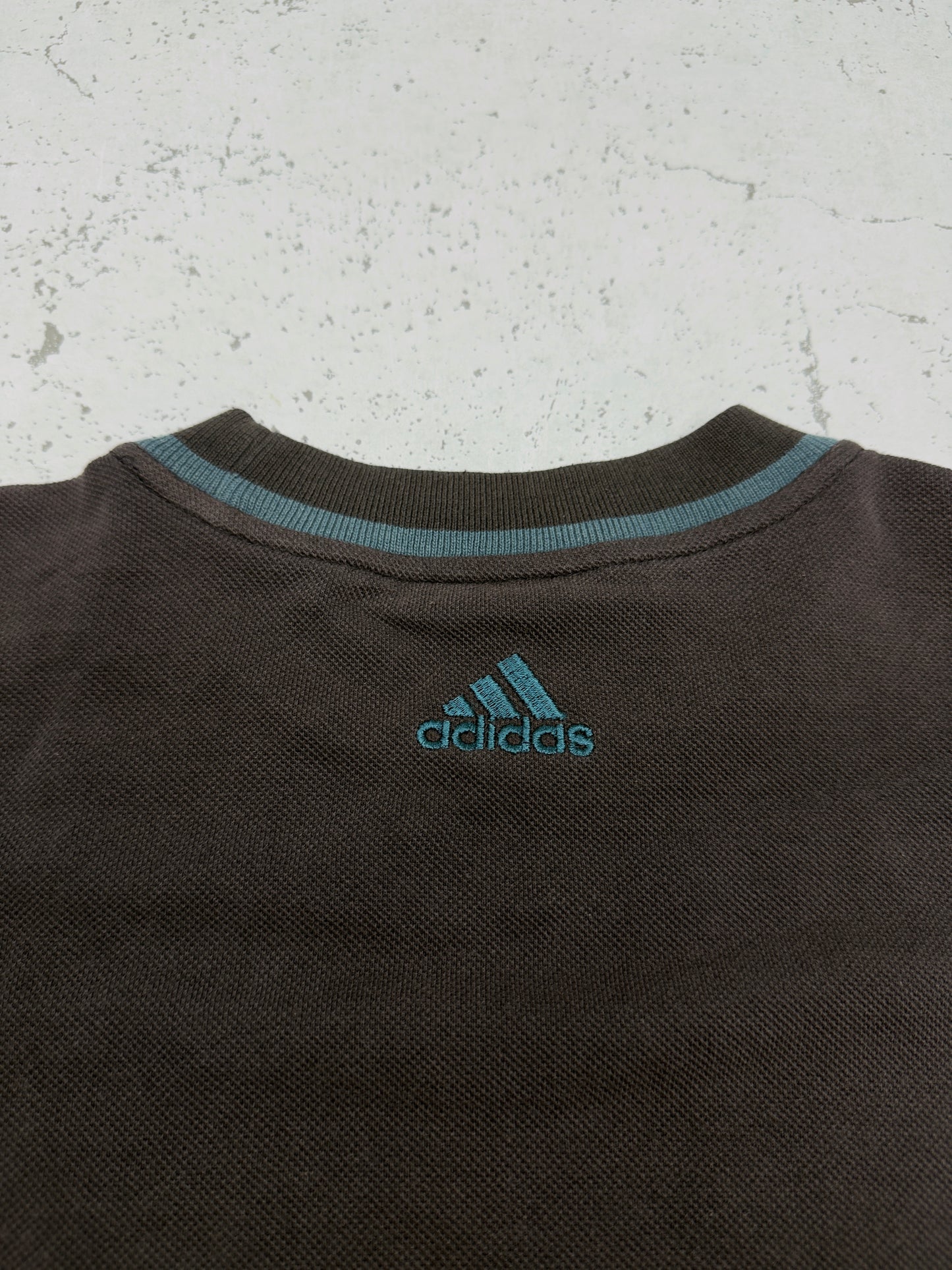 Adidas Vintage Sweatshirt Dunkelbraun – Etikett