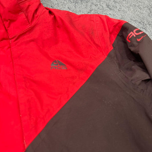 Nike ACG vintage Jacke gefüttert allwetter Outdoor Jacke rot M