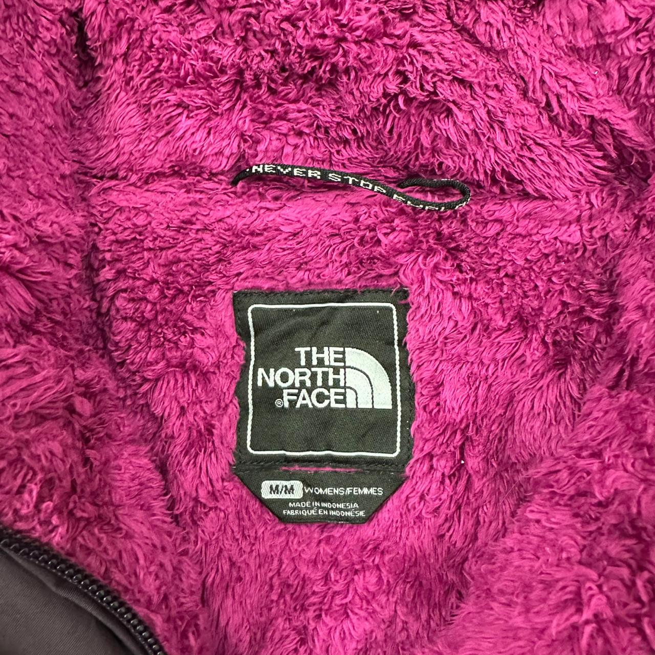 The North Face HyVent Allwetter Jacke gefüttert outdoor lila M