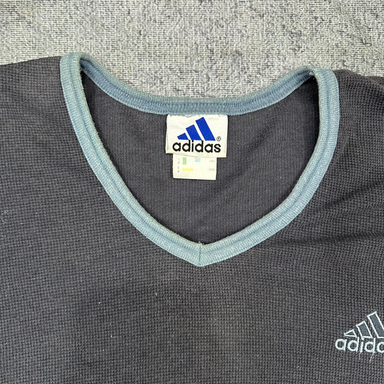 Adidas vintage T-Shirt Tee Shirt Small Logo embroidery Y2K L