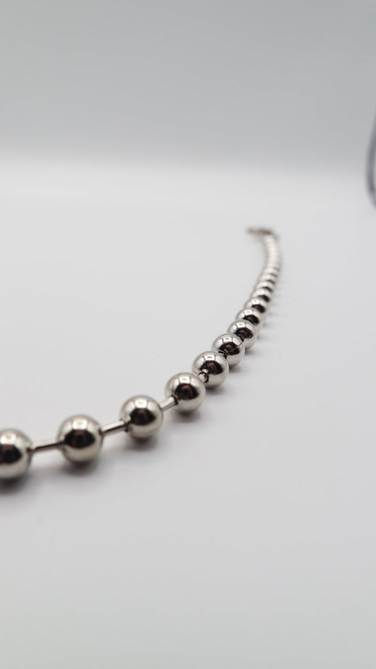 "Chrome Pulse" – Hosenkette aus Metalllperlen - MonkeysVintage