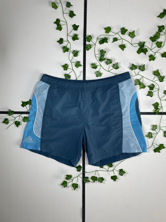 Adidas Vintage Shorts XL - MonkeysVintage
