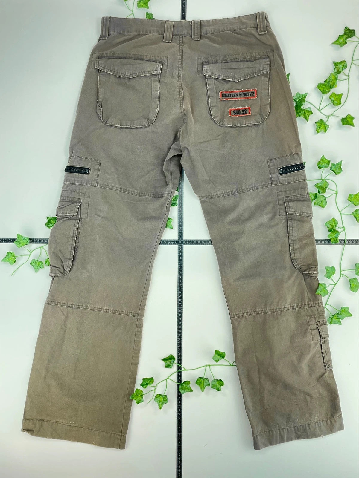 Vintage Baggy Y2K Baggy Cargo Hose W34 L32 - MonkeysVintage