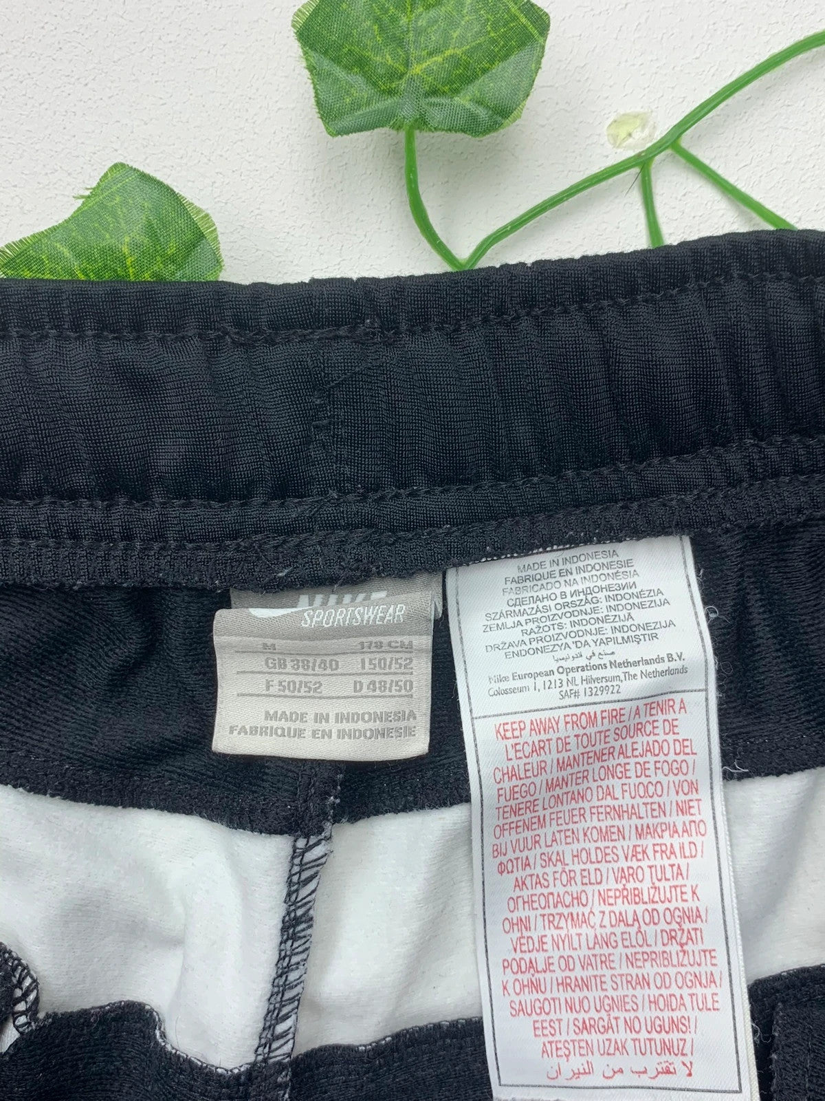 Nike Vintage Jogginghose M - MonkeysVintage