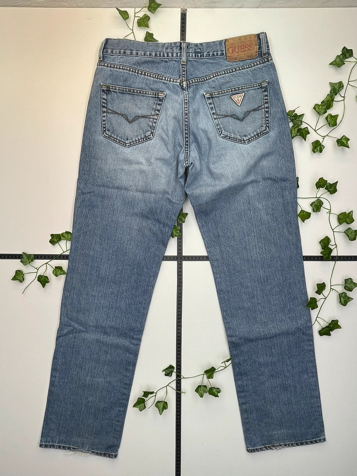 Guess Vintage Jeans W34 L34 - MonkeysVintage
