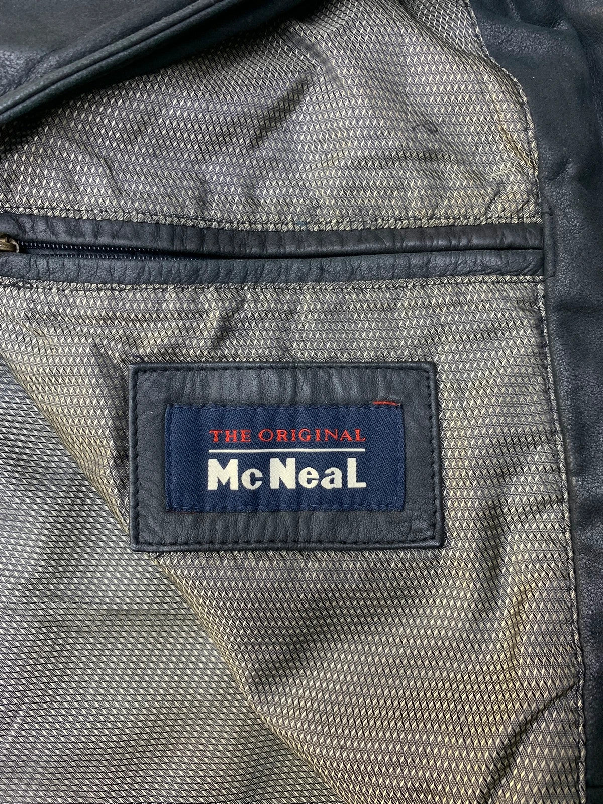 McNeal Vintage Lederweste Jacke L - MonkeysVintage