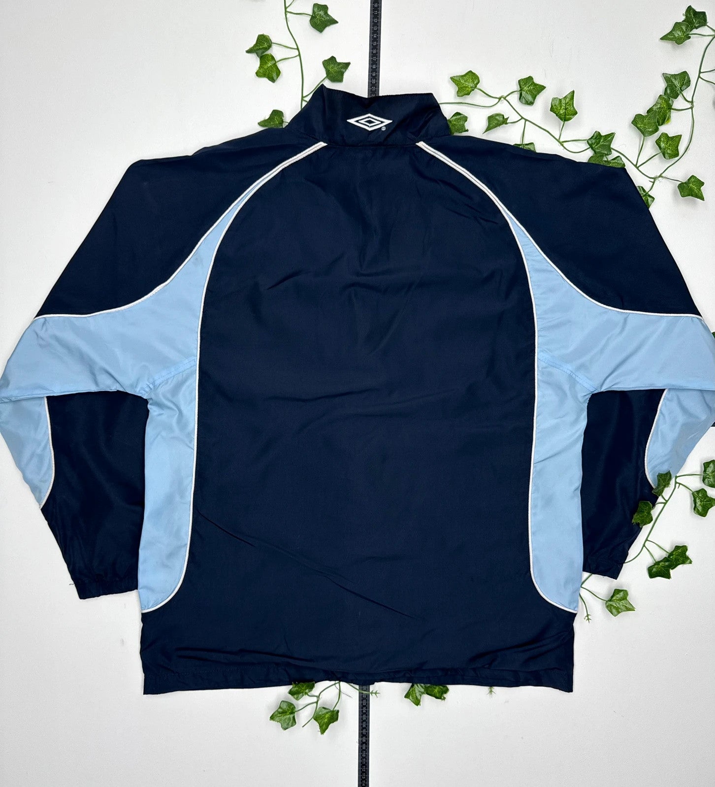Umbro England Vintage Windbreaker Sportjacke L - MonkeysVintage