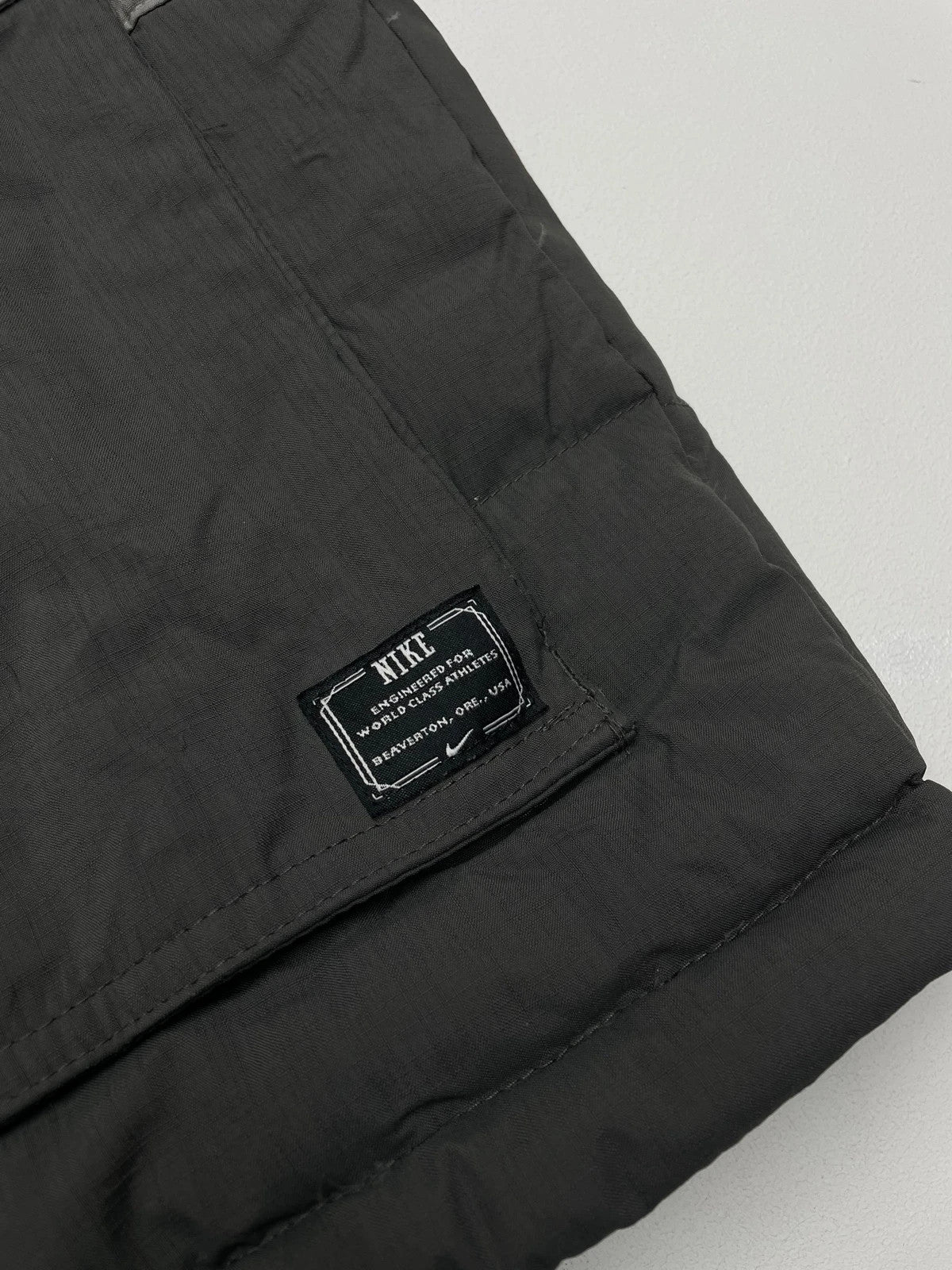 Nike Vintage Daunen Skijacke Parka L - MonkeysVintage