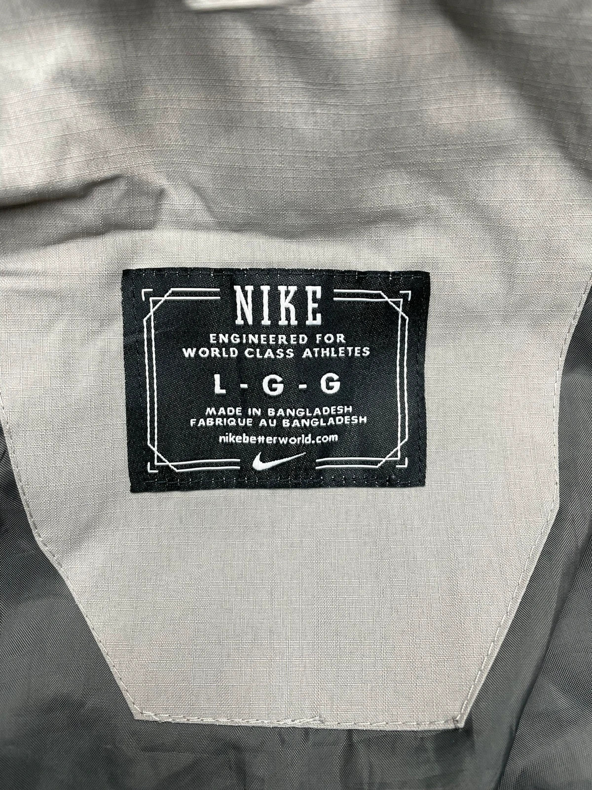 Nike Vintage Daunen Skijacke Parka L - MonkeysVintage