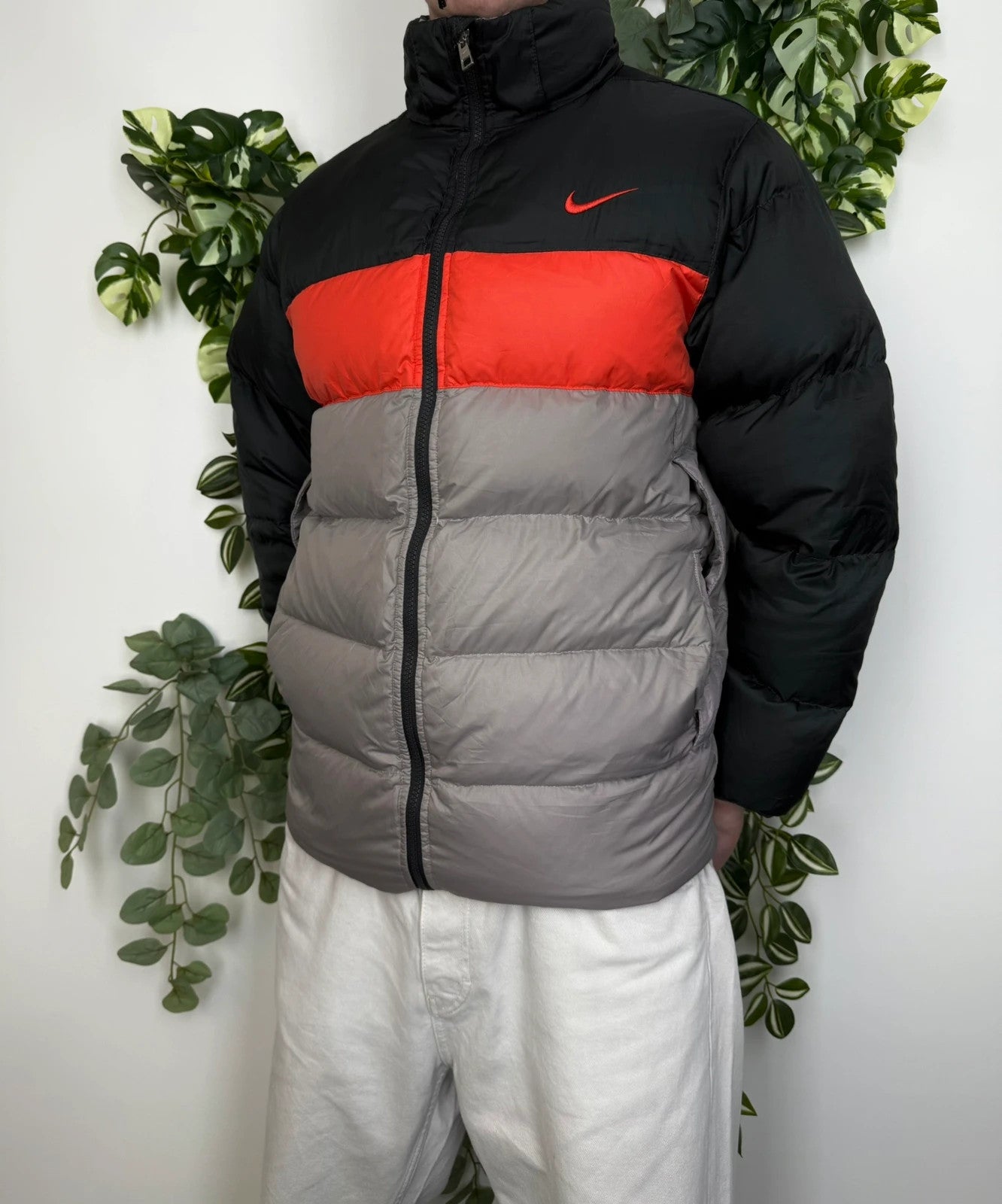 Nike Vintage Pufferjacke Daunenjacke M - MonkeysVintage