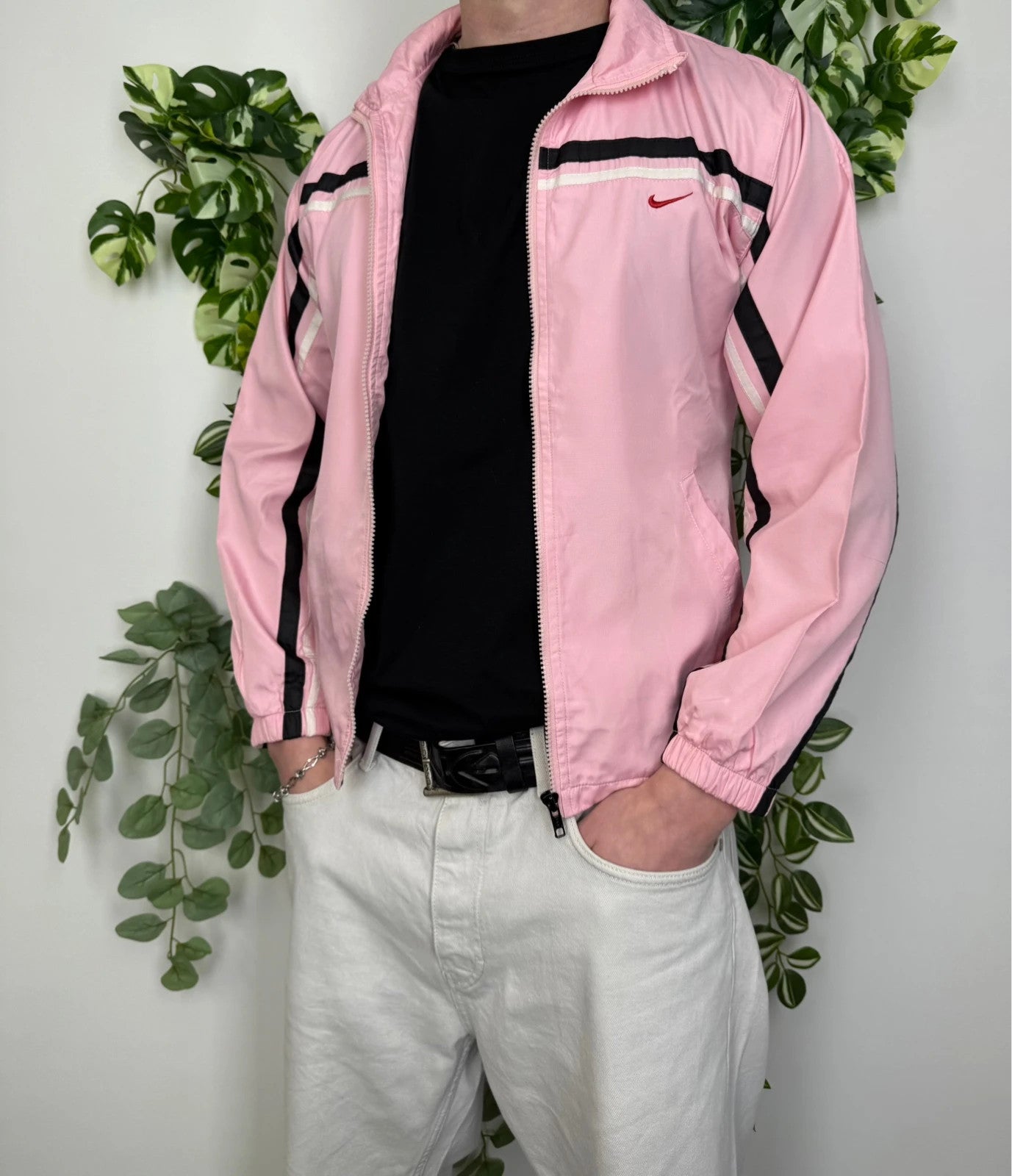 Nike Vintage Jacke Windbreaker M - MonkeysVintage