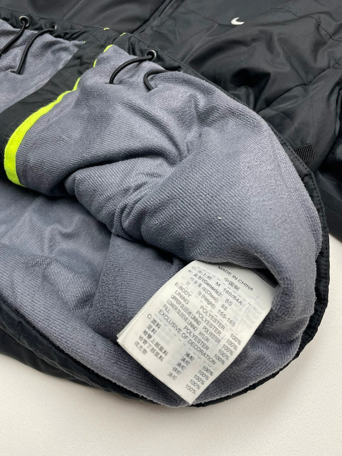 Nike Vintage Swoosh Jacke Fleece M - MonkeysVintage