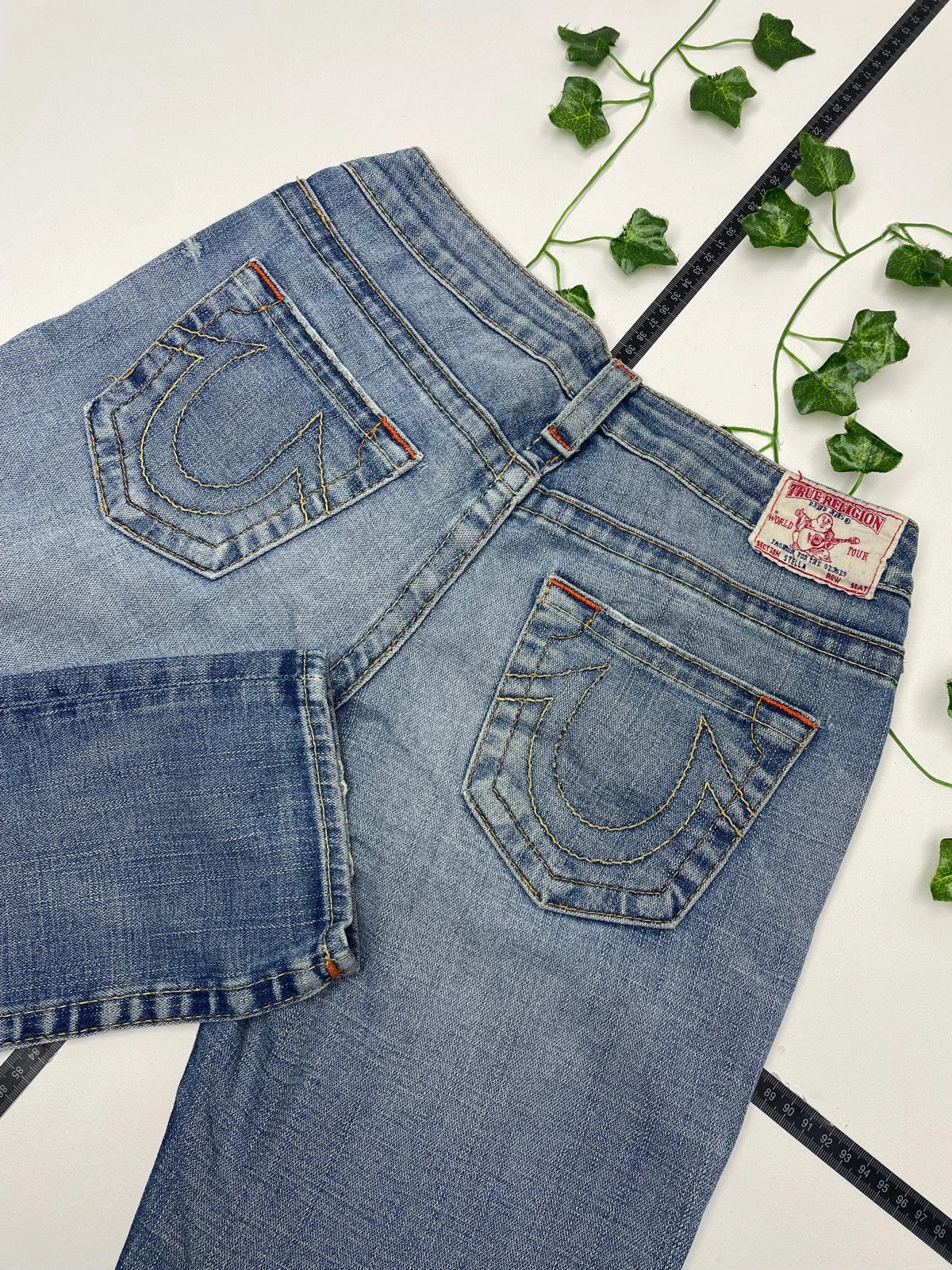 True Religion Vintage Low Waist Jeans W27 - MonkeysVintage