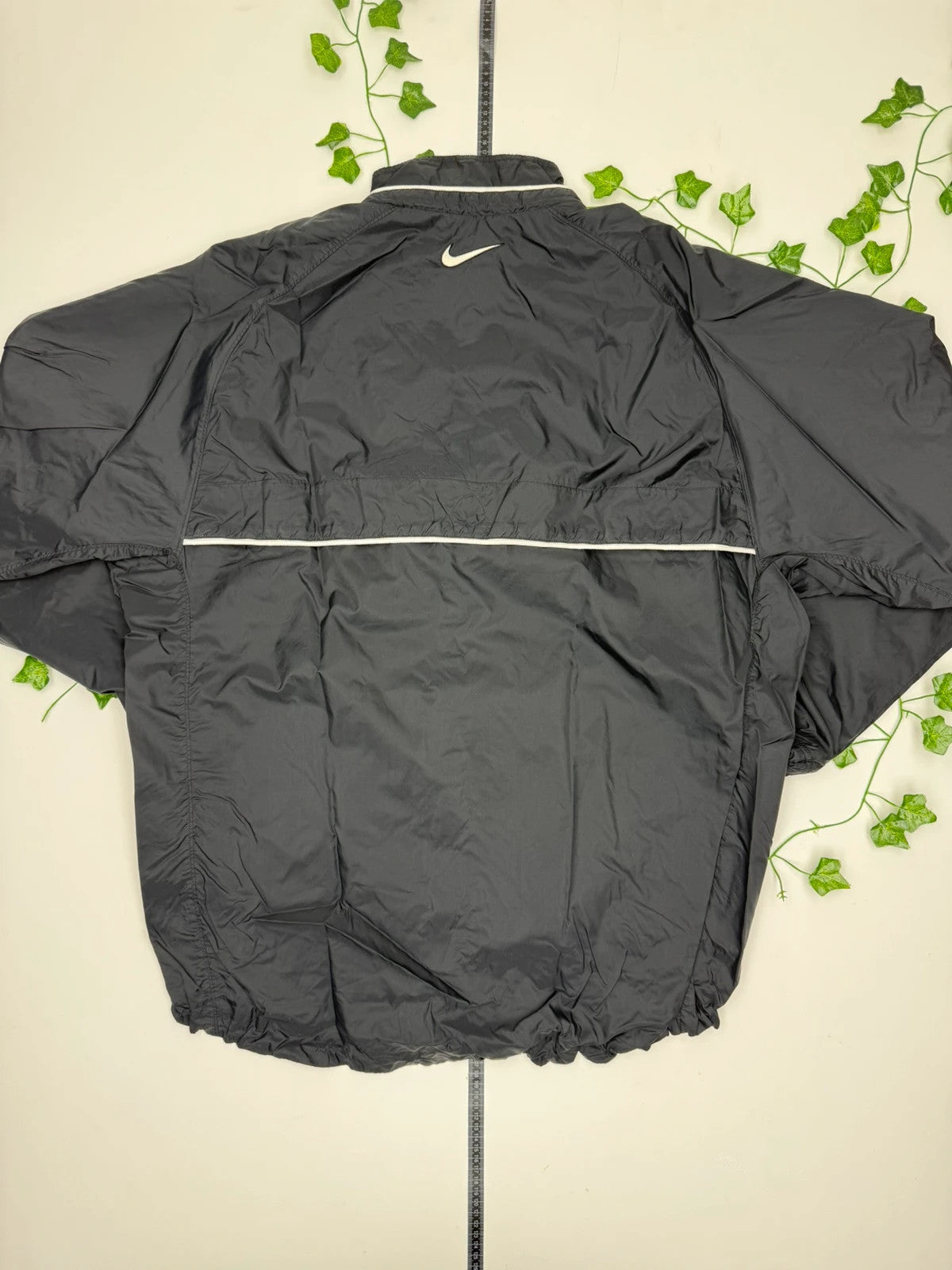 Nike Team Swoosh Vintage Windbreaker XL - MonkeysVintage
