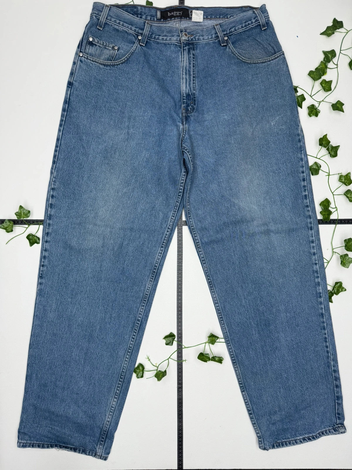Levi’s SilverTab Vintage Baggy Jeans W38 L34 - MonkeysVintage