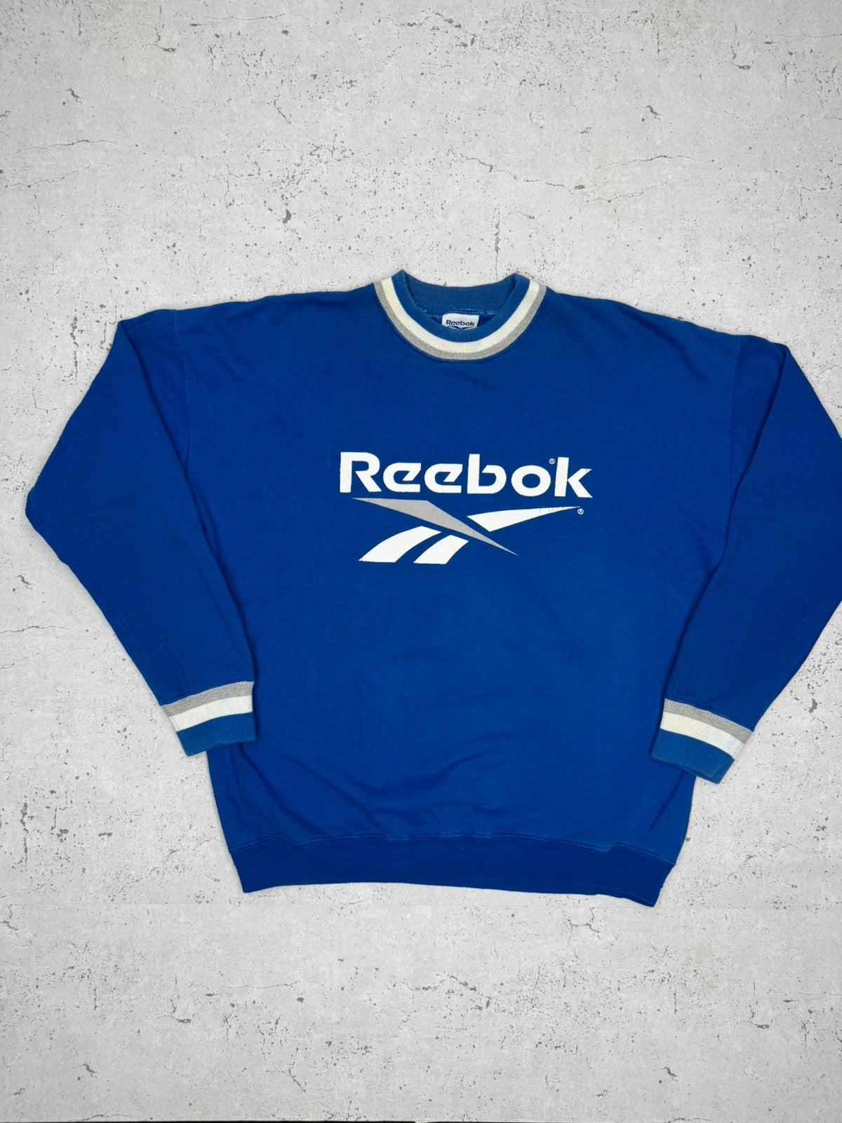 Reebok Vintage Sweatshirt Sweater Blau M - MonkeysVintage