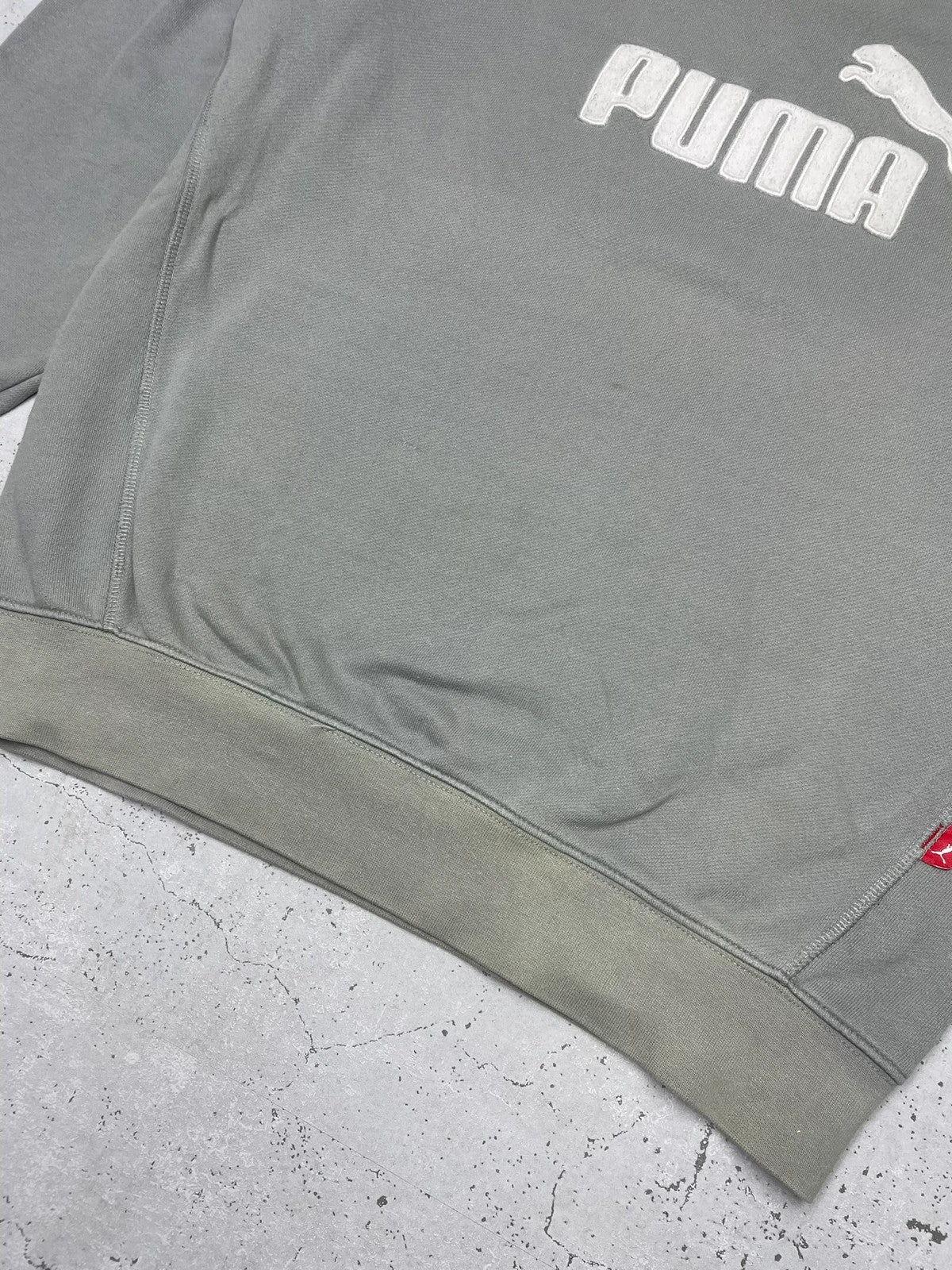 Puma Vintage Sweatshirt bestickt Grau S - MonkeysVintage