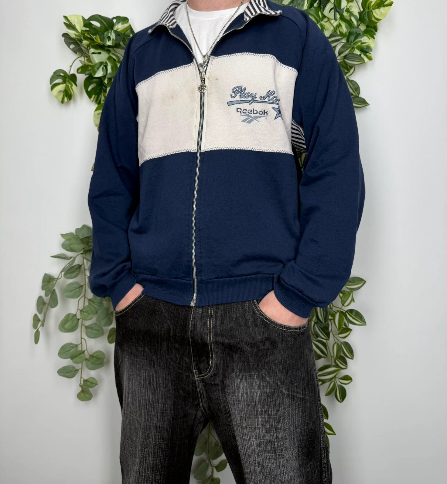 Reebok Vintage Zipper Sweatshirt Blau Weiß L - MonkeysVintage