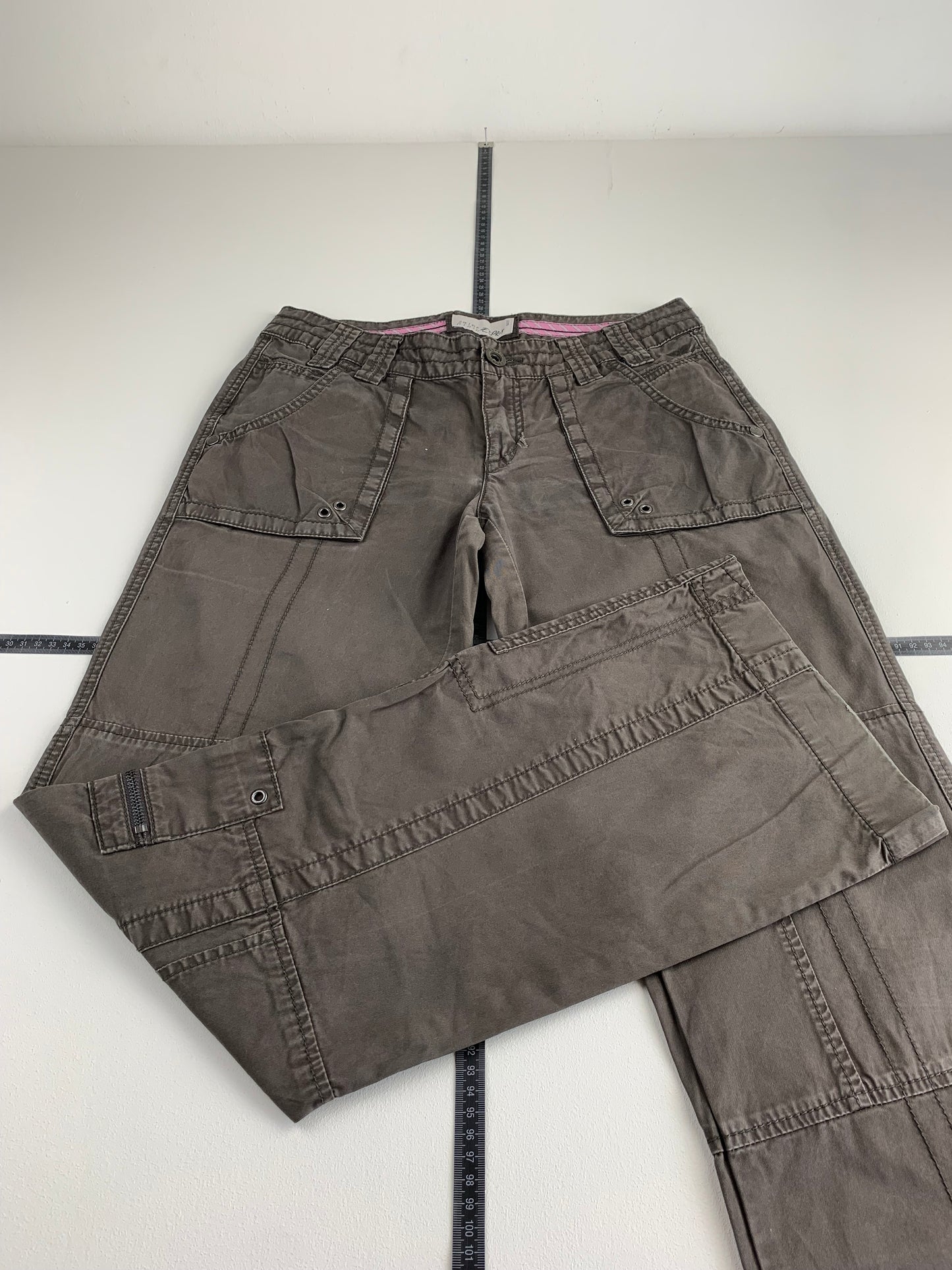Vintage Y2K Low Waist Cargo Hose M - MonkeysVintage