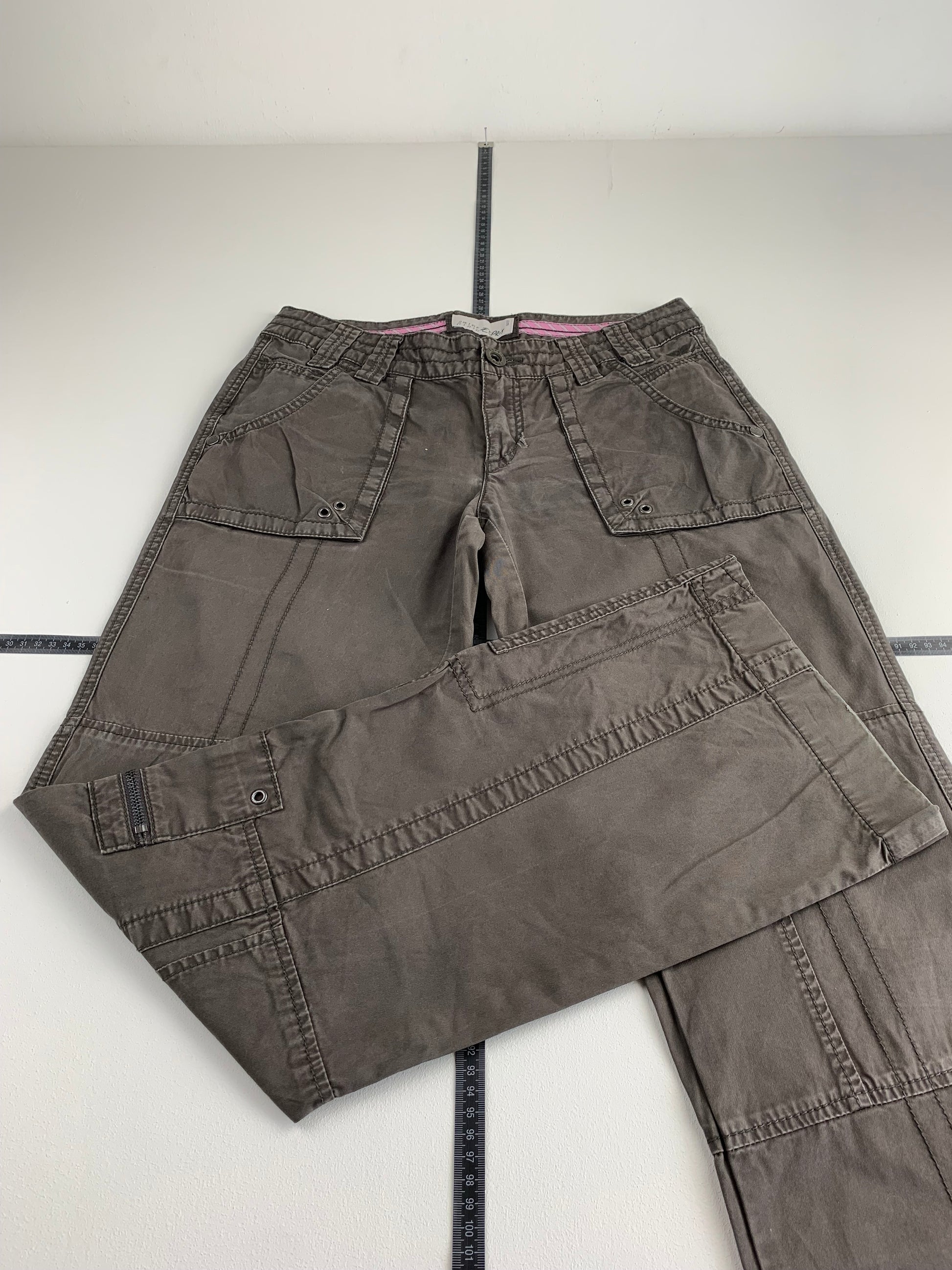 Vintage Y2K Low Waist Cargo Hose M - MonkeysVintage