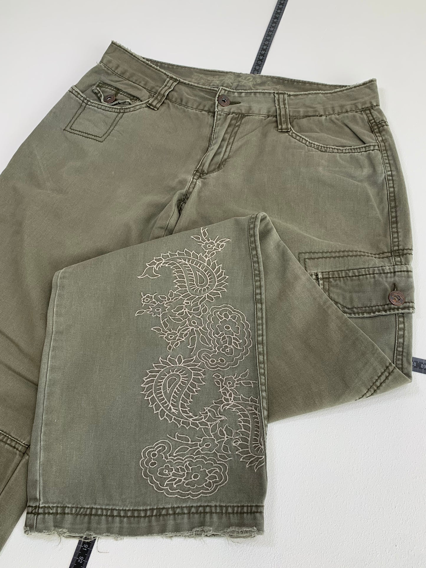 Vintage Y2K Japanese Low Waist Cargo Hose 38 M - MonkeysVintage