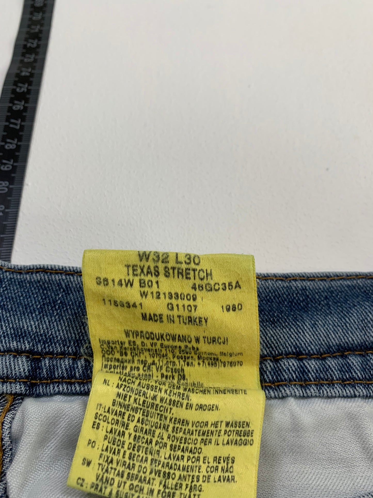 Wrangler Vintage Straight Leg Fit Jeans W32 L30 - MonkeysVintage