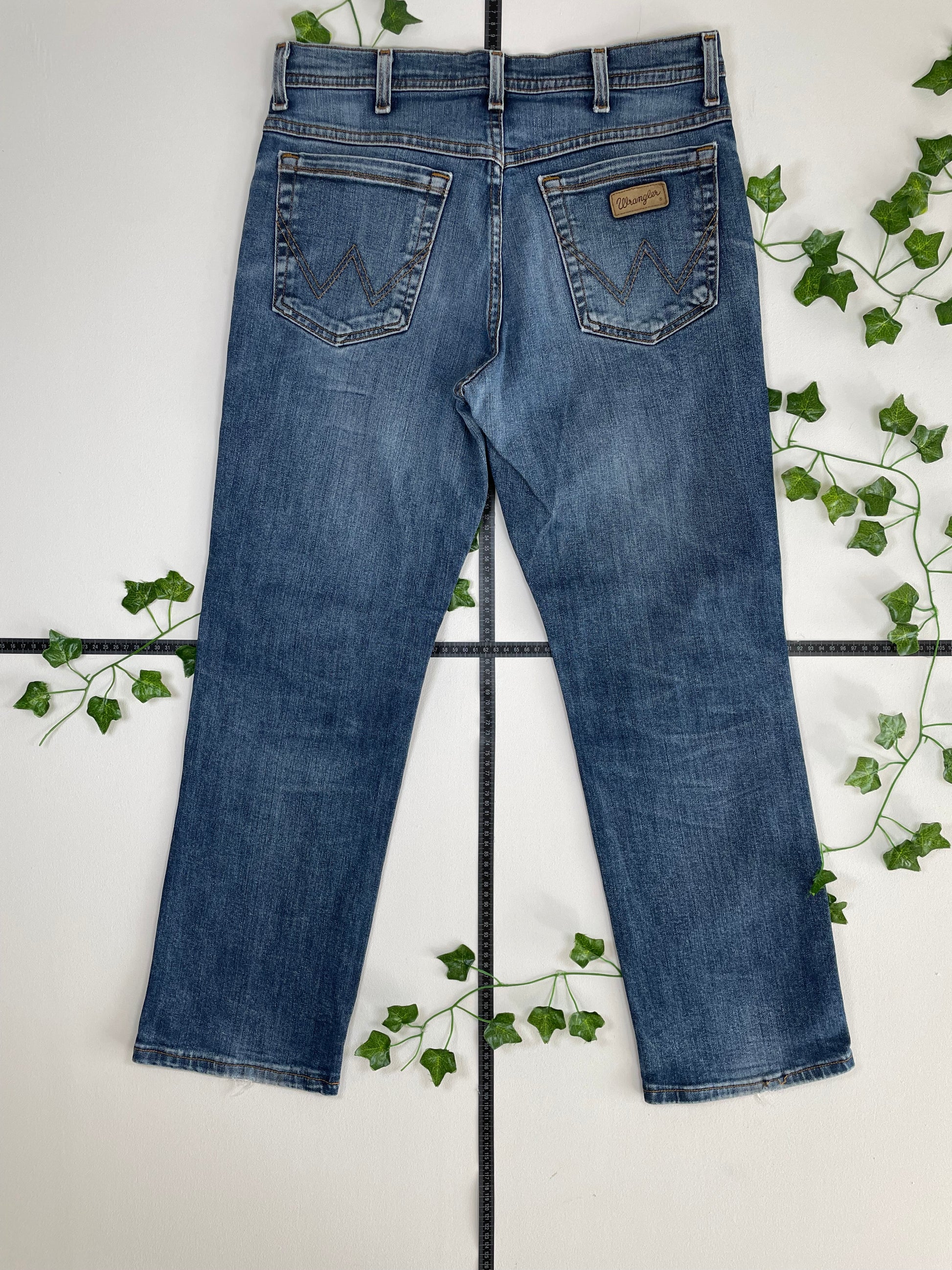 Wrangler Vintage Straight Leg Fit Jeans W32 L30 - MonkeysVintage