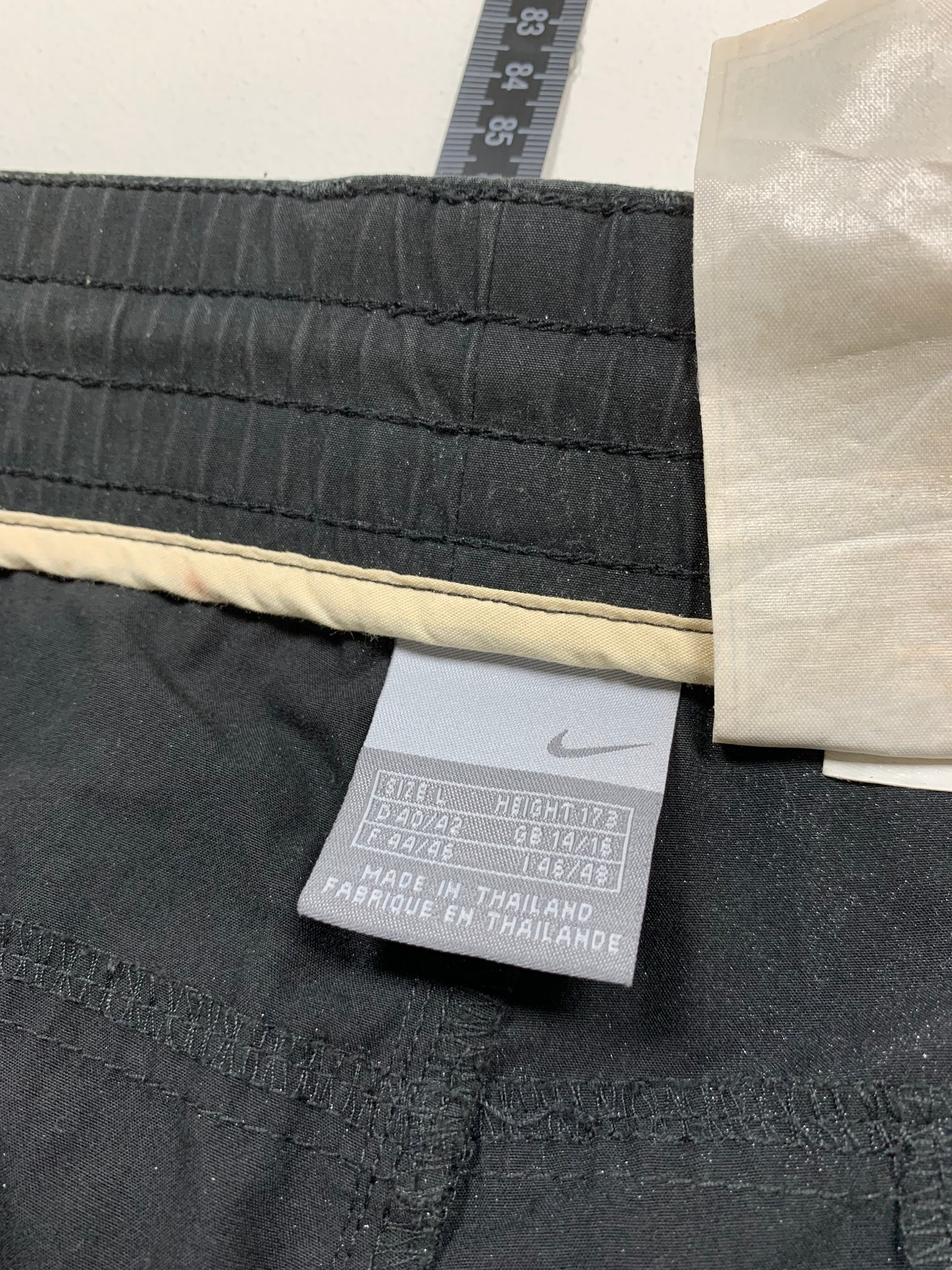 Nike Vintage 3/4 Trackpants L - MonkeysVintage