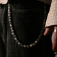 „Silver Pearl“ Perlen-Hosenkette Wallet Chain mit Silber-Details Y2K Streetstyle
