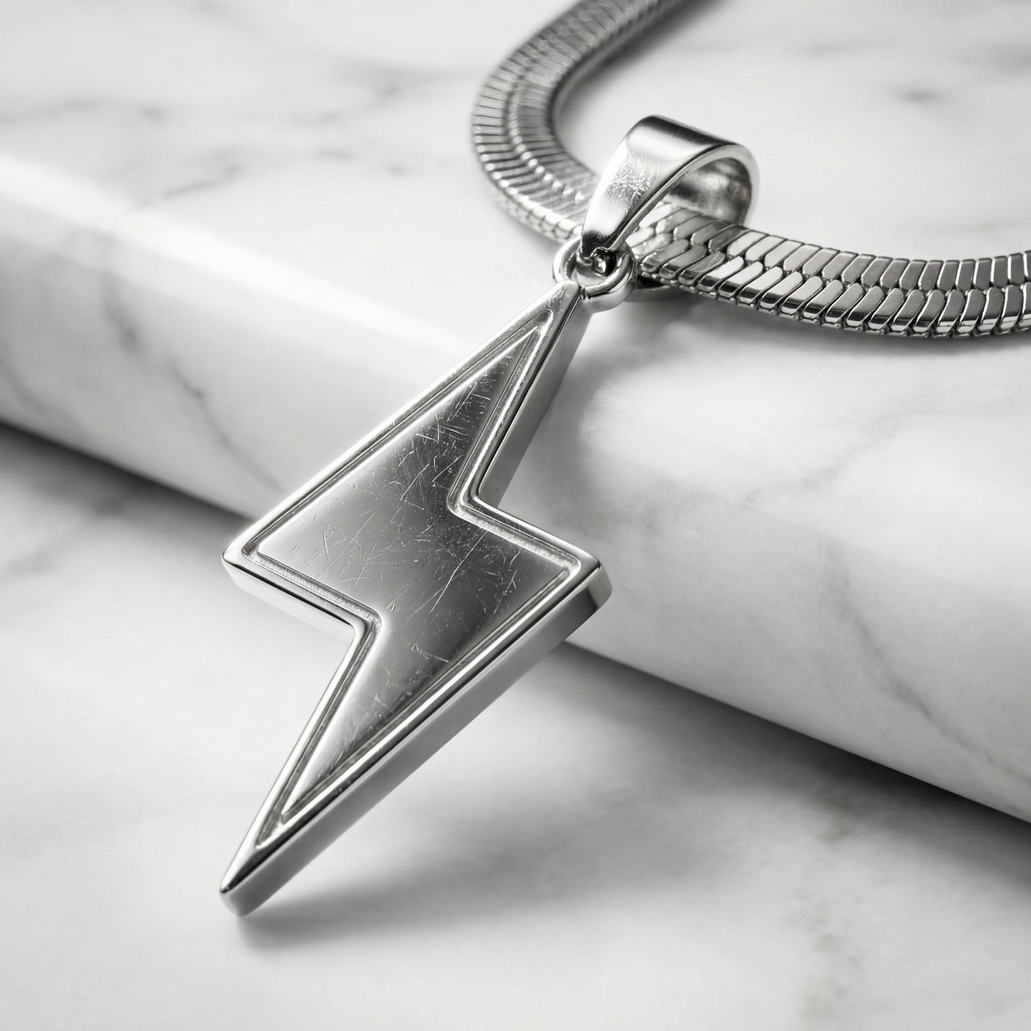 "Volt Snake" Streetwear silber Halskette mit Blitz Anhänger Necklace Y2K