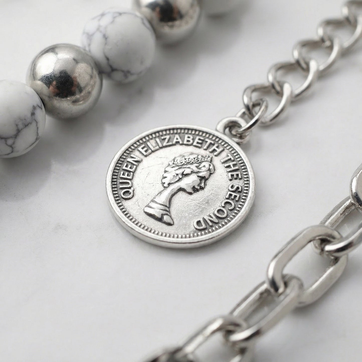 "Elizabeth" Streetwear Silber Hosenkette mit Marmor Perlen Y2K Pants Chain