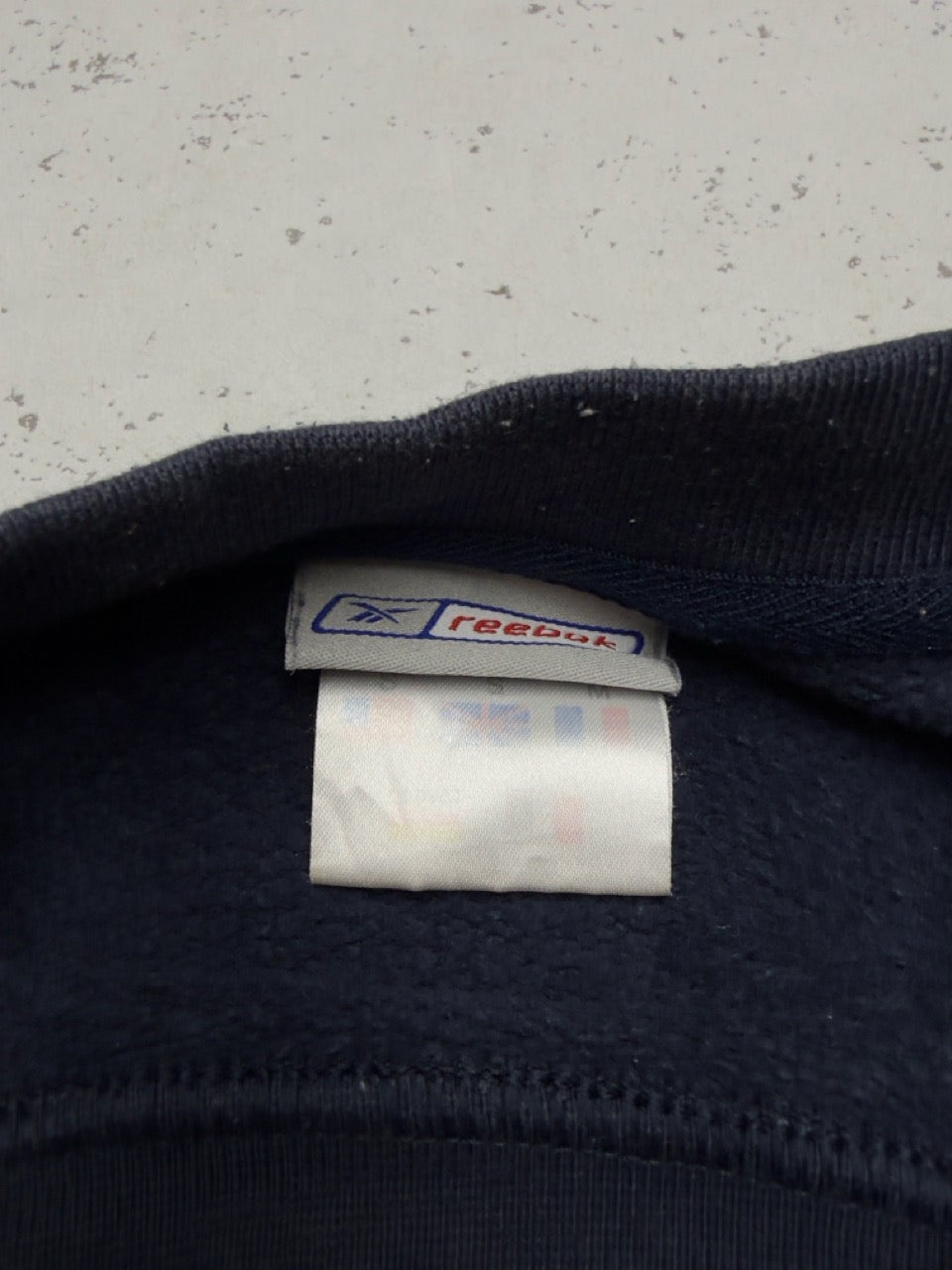 Reebok Membership Sweatshirt navy hellblau Etikett