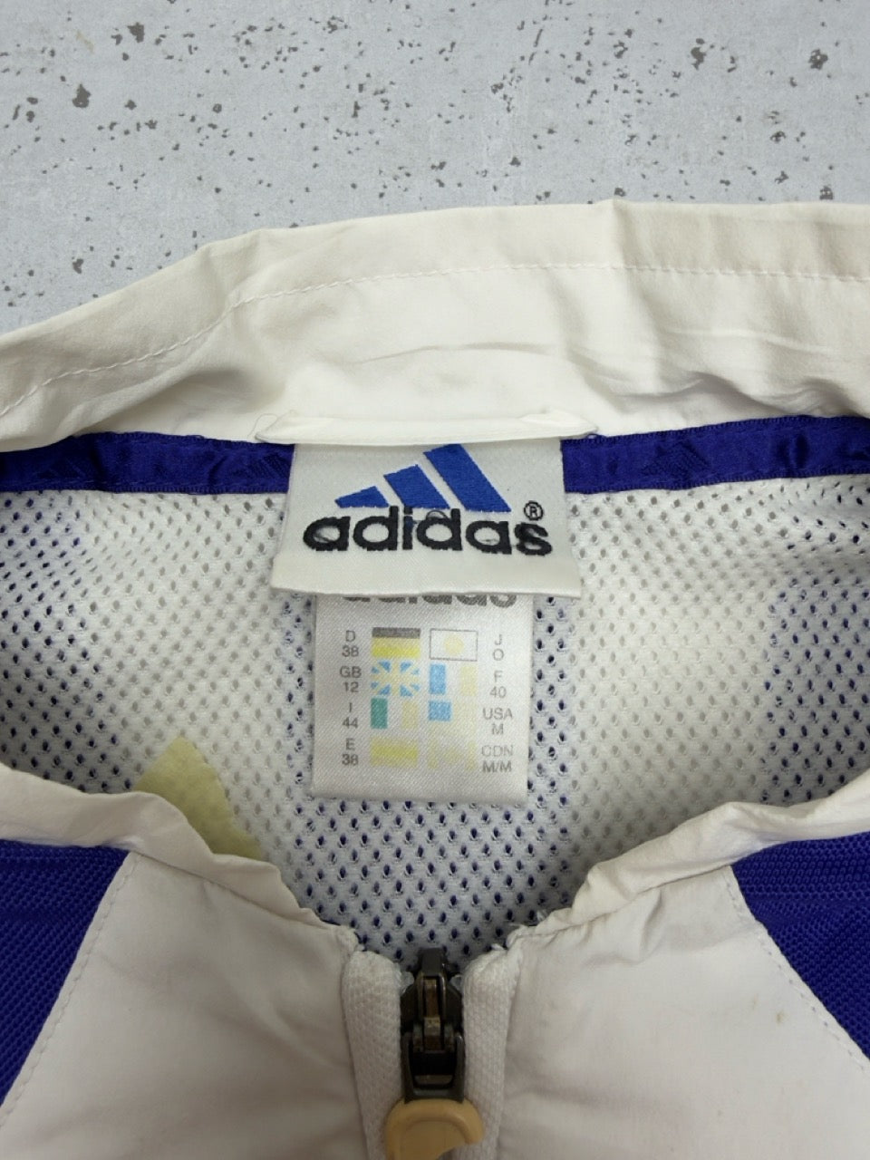Adidas Trainingsjacke creme lila Etikett