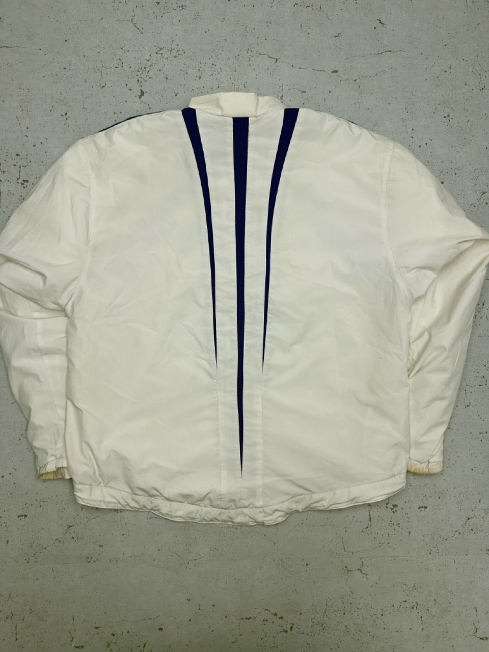 Adidas Trainingsjacke creme lila Rückseite