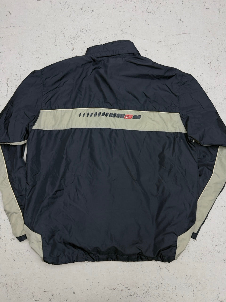 Nike Windbreaker Nylonjacke navy khaki Rückseite