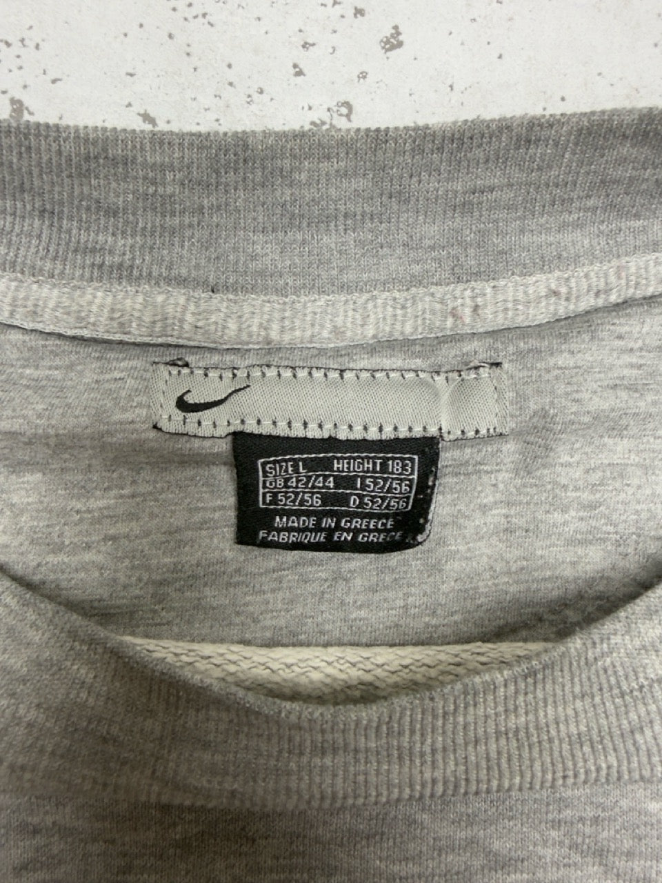 Nike Swoosh Sweatshirt grau meliert Etikett