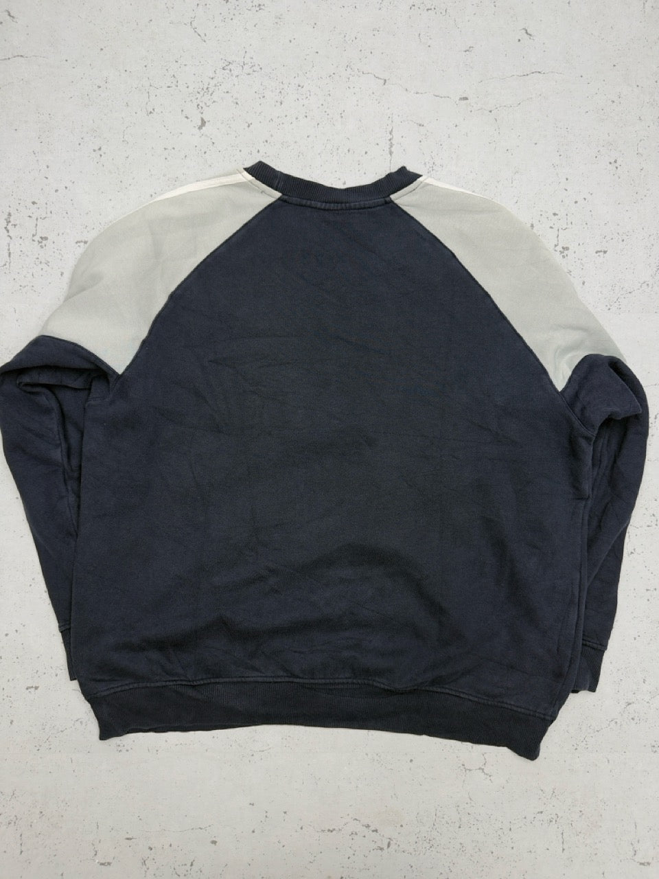Adidas Raglan Sweatshirt navy grau Rückseite