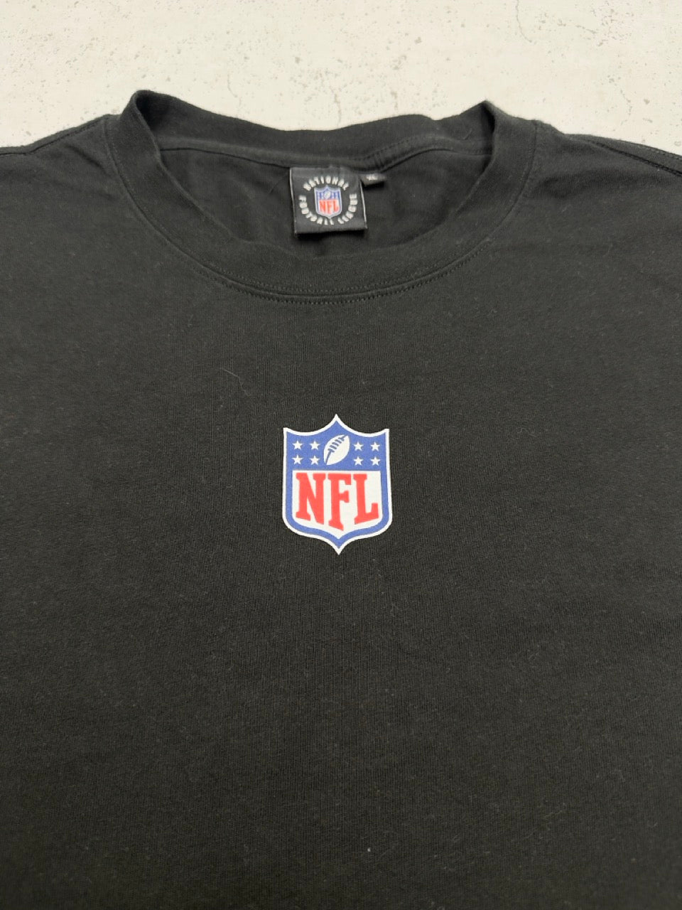 NFL T-Shirt schwarz Logo Detail