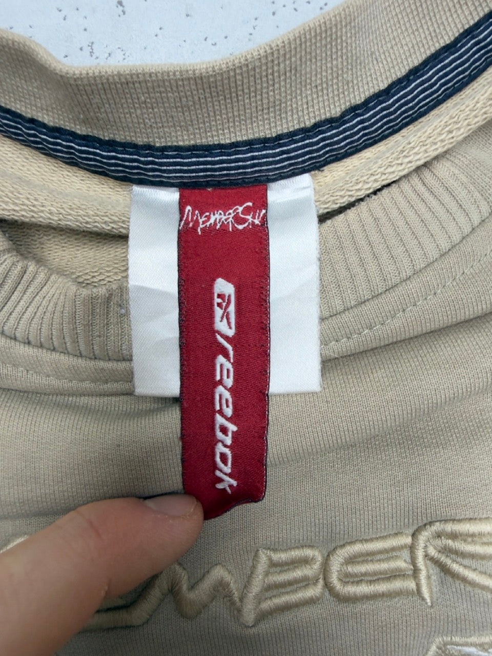 Reebok Membership Sweatshirt beige sand Etikett