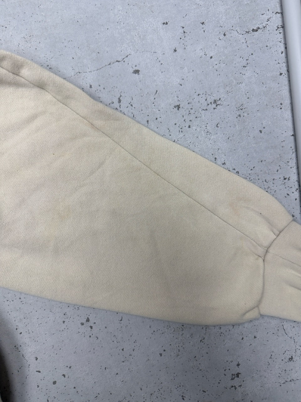 Sergio Tacchini Sweatshirt creme Zustand Detail Ärmel