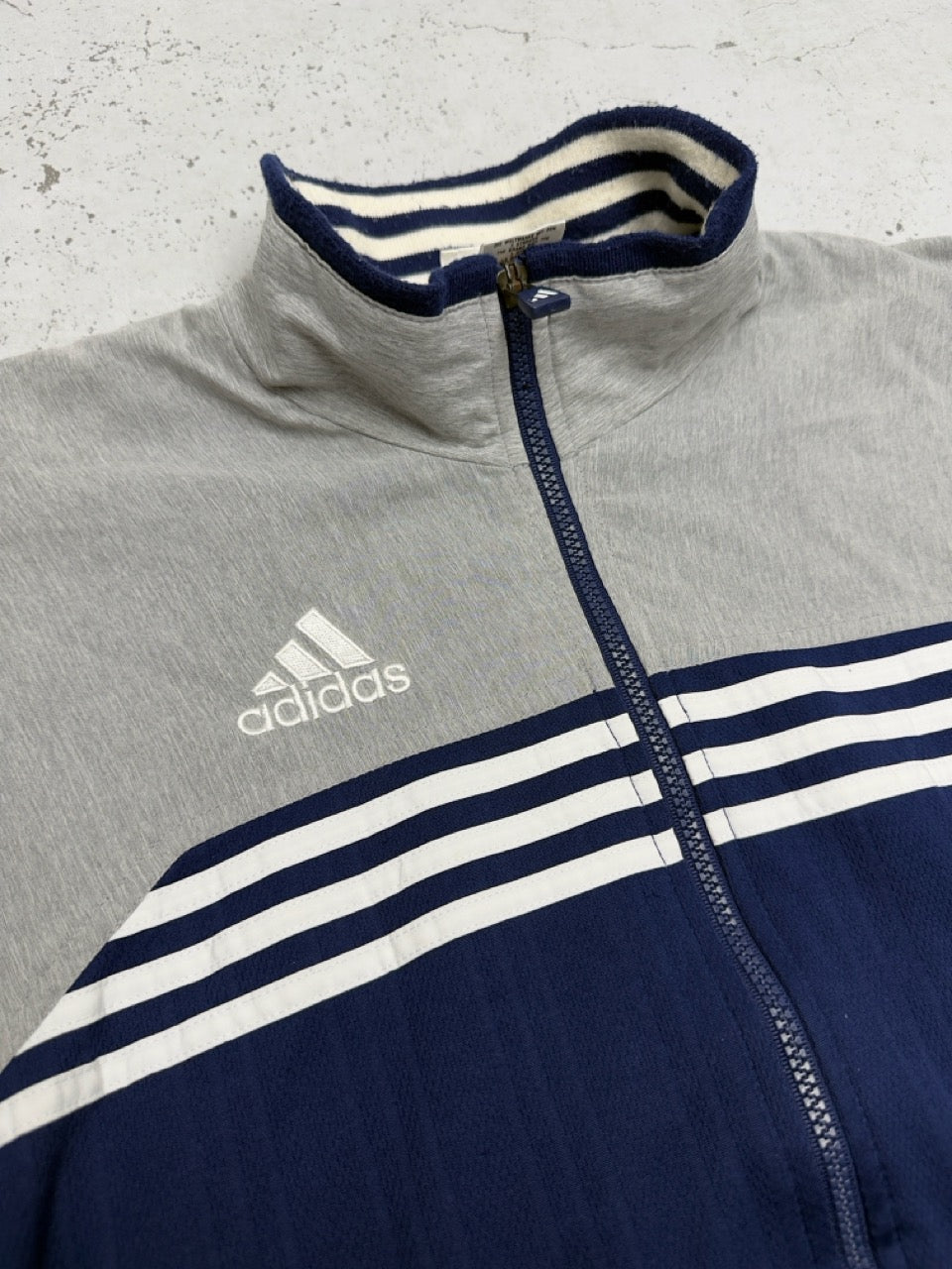 Adidas Trainingsjacke grau navy Logo Detail