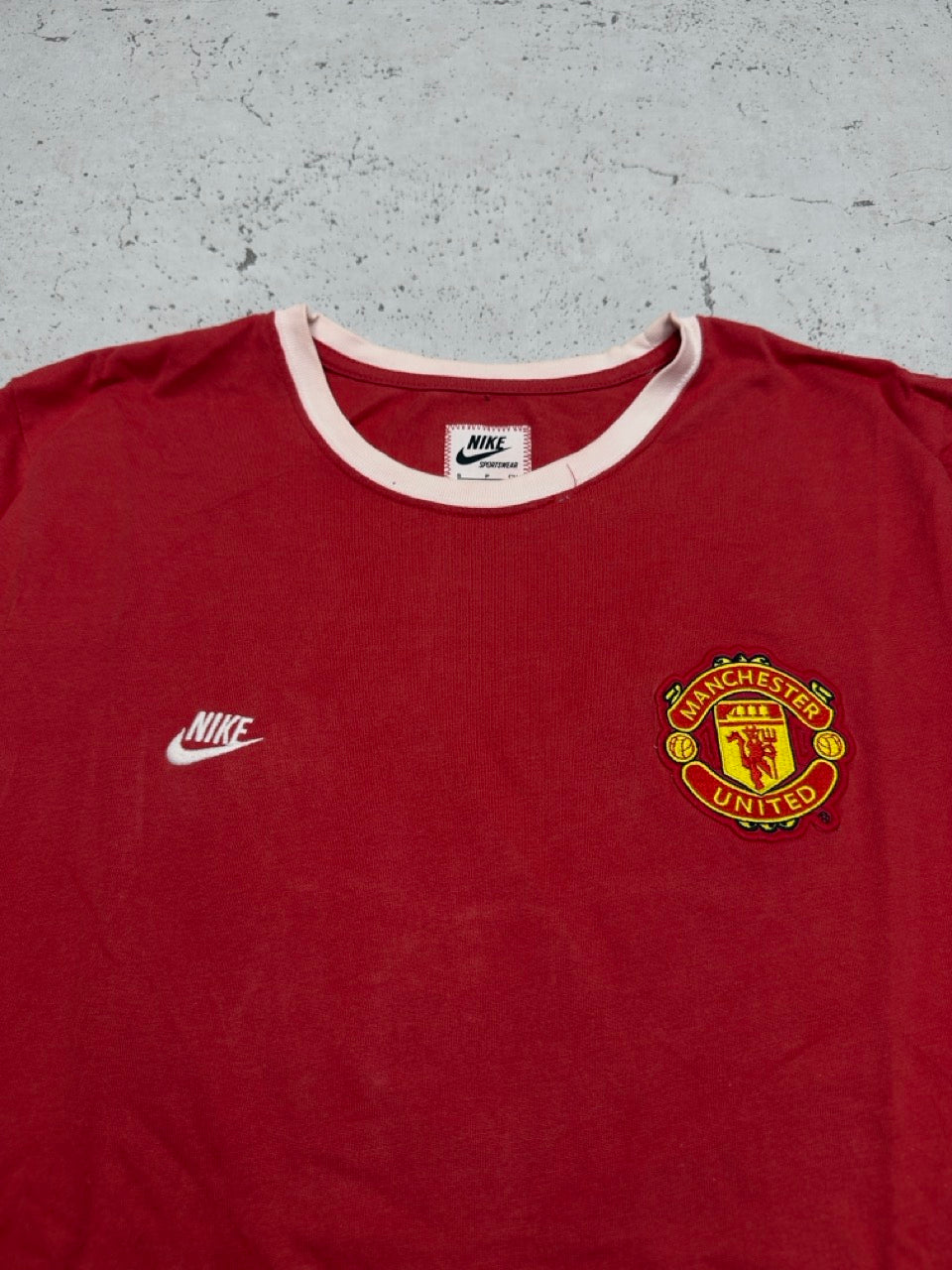 Nike Manchester United Longsleeve rot creme Logo Detail