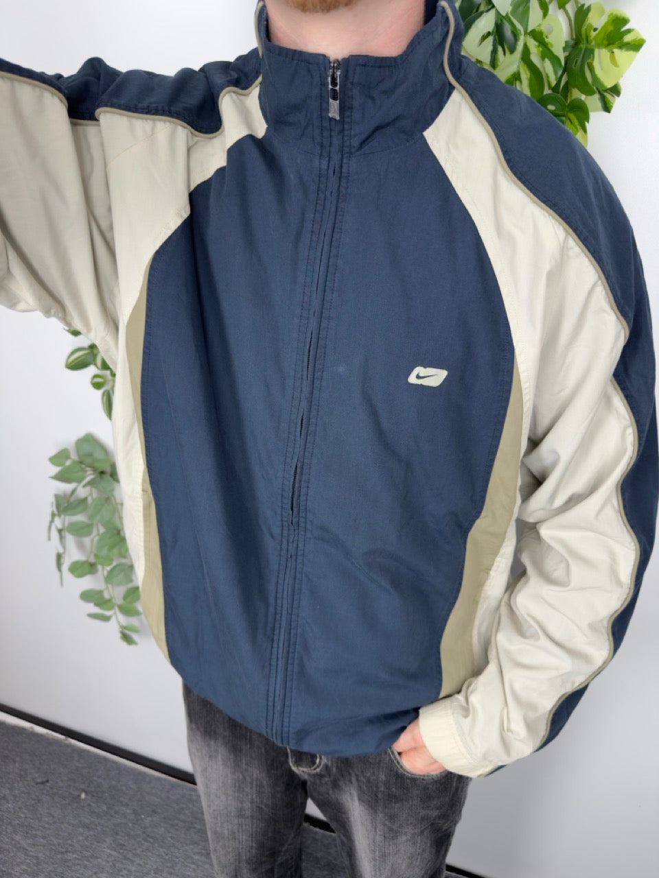 Nike Nylonjacke navy creme Fitpic