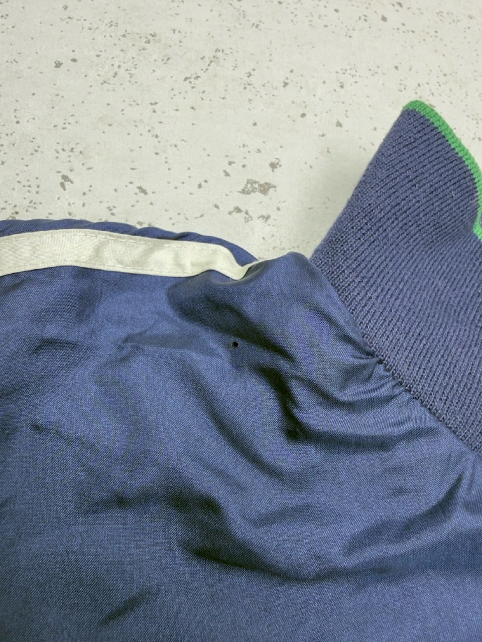 Adidas Trainingsjacke blau grün Zustand Detail